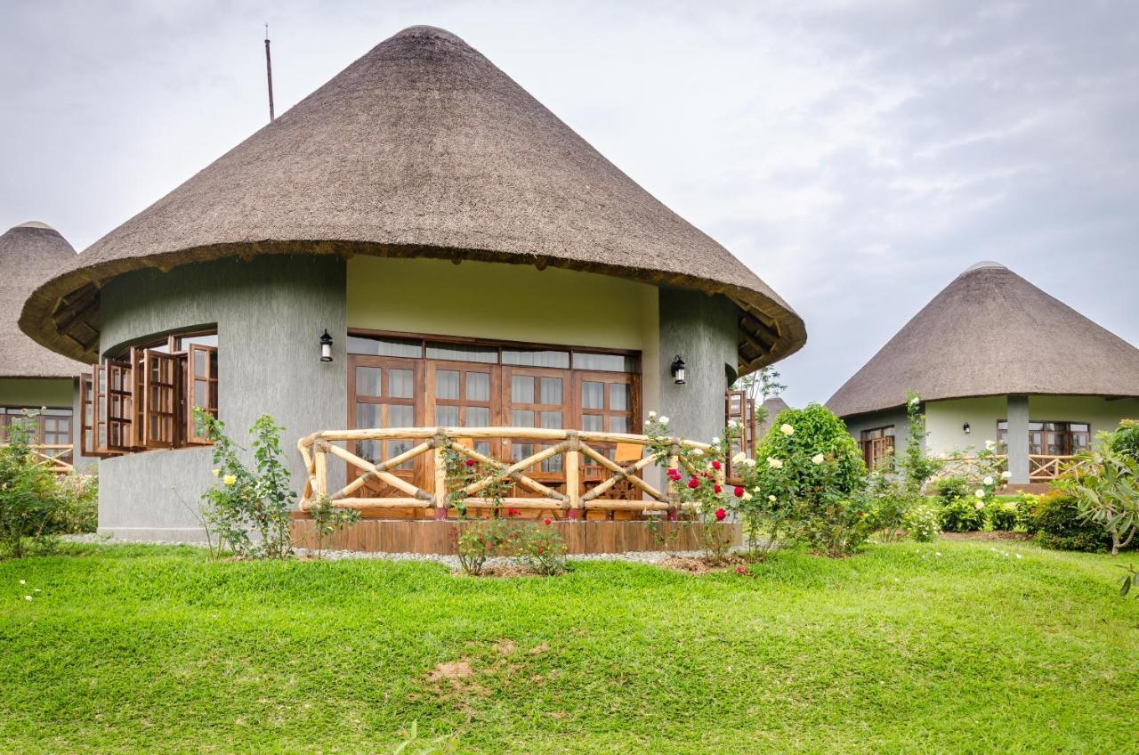 Emburara Farm Lodge Mbarara Exteriér fotografie